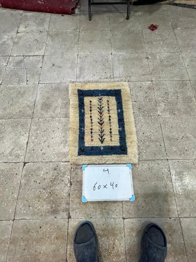 60×40cm　の4　※現在、こちらの商品はイランに置いてあります。ご希望の方は先ずは在庫のご確認をお願いします。