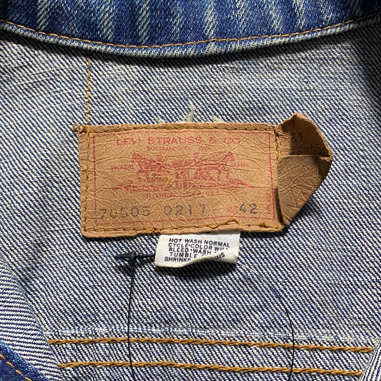 vintage 1970’s LEVI’S 70505 denim jacket