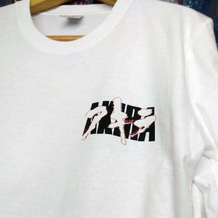 AKIRA アキラカプセル 長袖 白色 Tシャツ 選べる3サイズ M,L,XL 送料