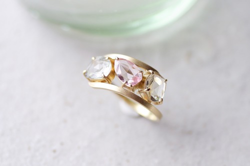3 sapphire ring #10.5 K18GG <multicolored sapphire> / 3サファイア リング ＜マルチカラー・サファイア＞