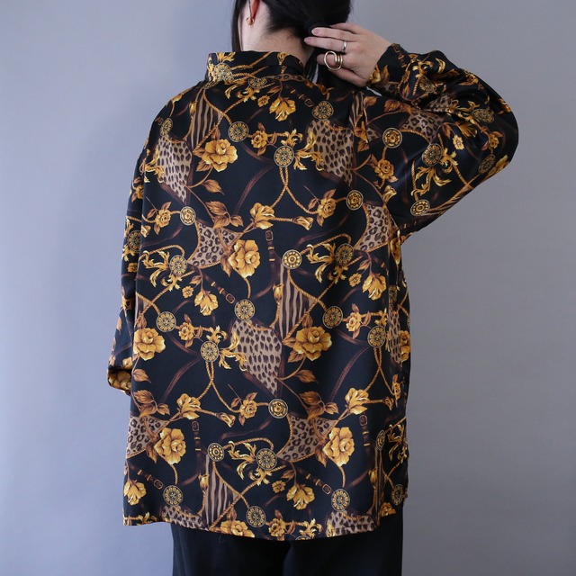 elegant scarf pattern gloss fabric over silhouette shirt