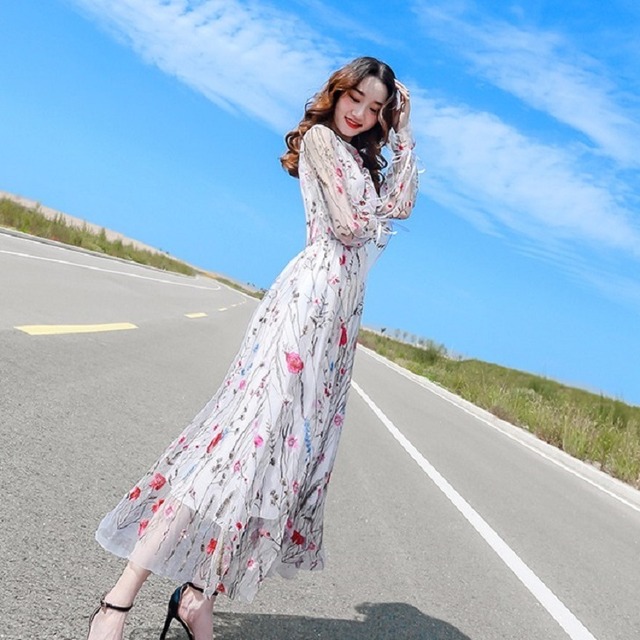 ワンピース ワンピ ドレス レディース 女性用 長袖 ロング 黒 白 シースルー 花柄 お食事 おでかけ 二次会 デート 女子会 透け感 セクシー 大人 ワンピ 夏 レトロ 新作 全2色 Op0473 Colorful Closet おしゃれなトレンド海外レディースファッション通販 カラフル