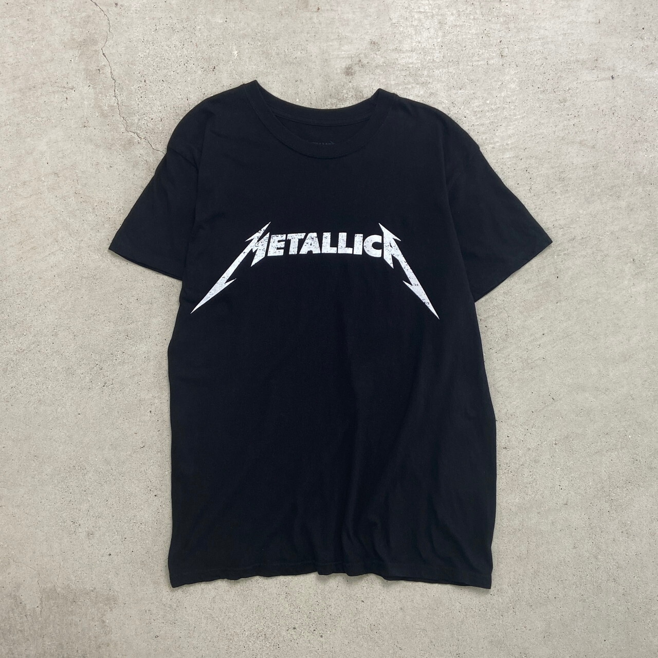 METALLICA メタリカ バンドTシャツバンT メンズL 古着 フロントロゴ 