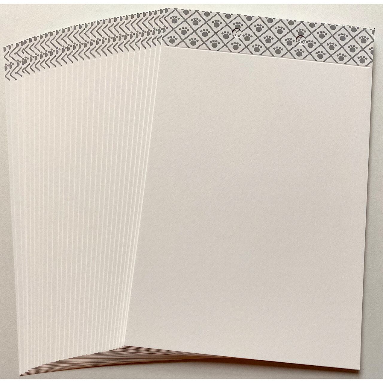 【紐とじ式】御朱印帳 ニャンリョーシカ たくさん