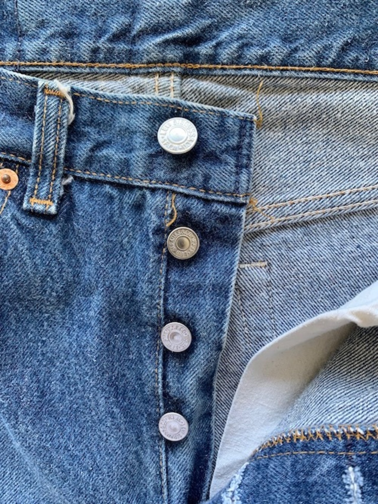 M-224  リーバイス Levis501 レギュラー古着 1990年米国製 刻印546  W 72cm 股下69cm