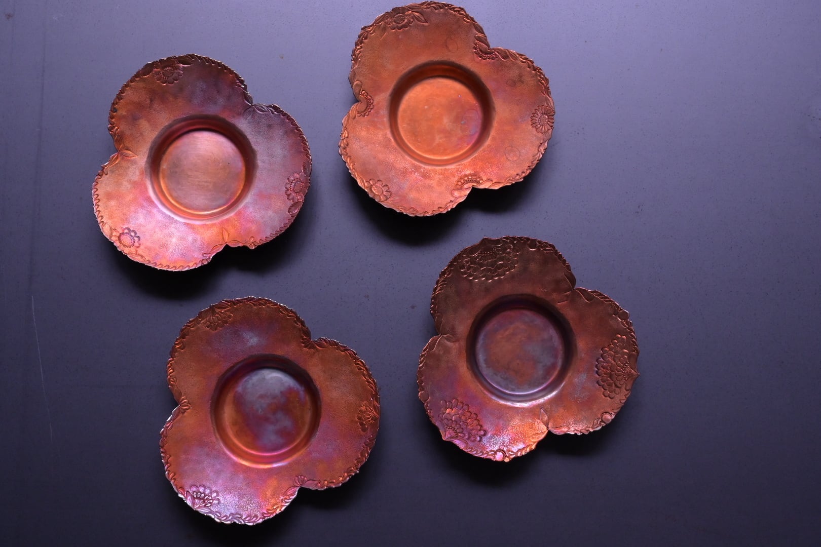 西川美穂 花ツラナル茶托 銅 | 鎌倉倶楽部 茶寮