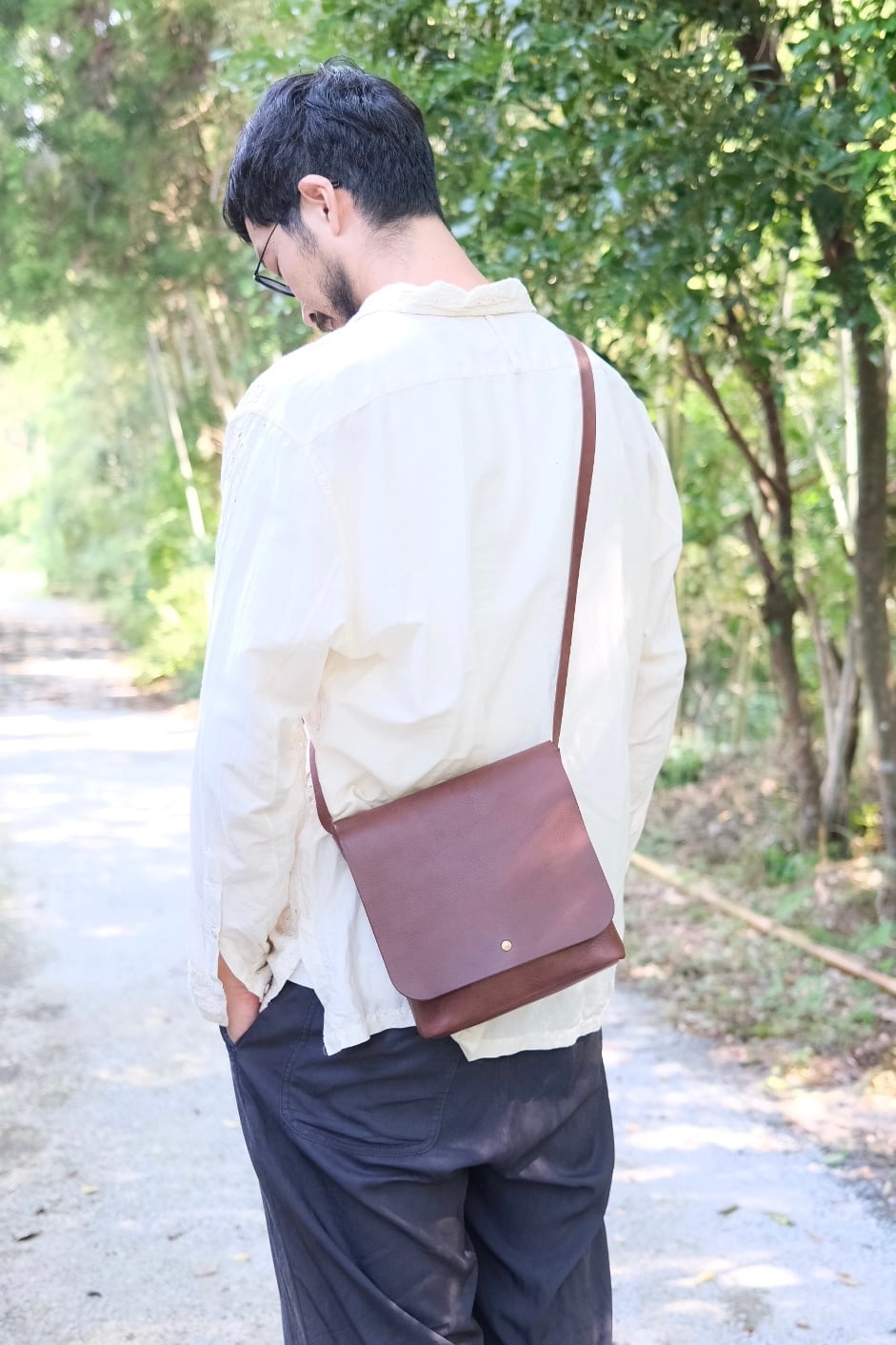 受注生産〉square shoulder (M) 【9color】 | TENTE Handcrafted