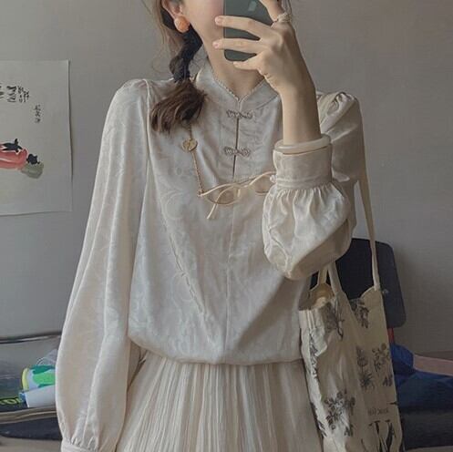 トップス レディース シャツ ブラウス 長袖 かわいい 大人可愛い きれいめ 上品 エレガント 清楚 フェミニン おしゃれ お洒落 綺麗 お嬢様 こなれ感 ラブリー キュート ガーリー ロマンチック レトロ 抜け感 送料無料 存在感 無地 OL 通勤 学生 通学 デート お出かけ 女子会 休日 XS S M L 春 秋 10代 20代 30代 韓国 韓国系 着回し 普段使い 重ね着 ギフト プレゼント ファッション コーデ プチプラ モテ トレンド 流行 インスタ映え