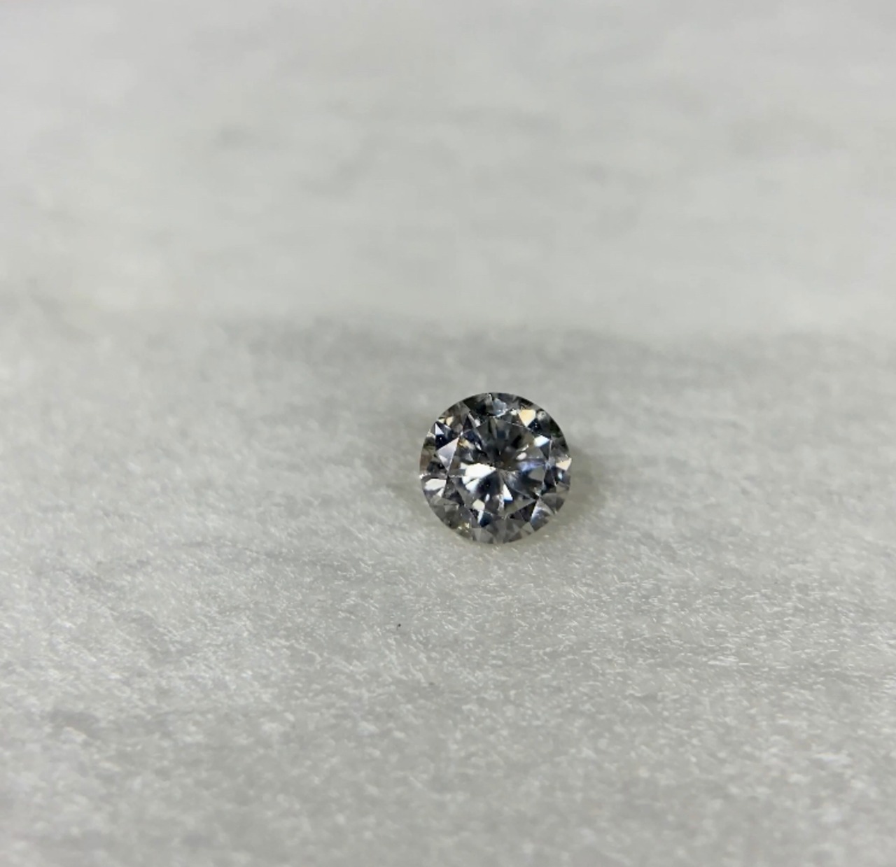 ダイヤモンド 0.207ct 蛍光：Faint 簡易ソーティング付き No:19W-4024