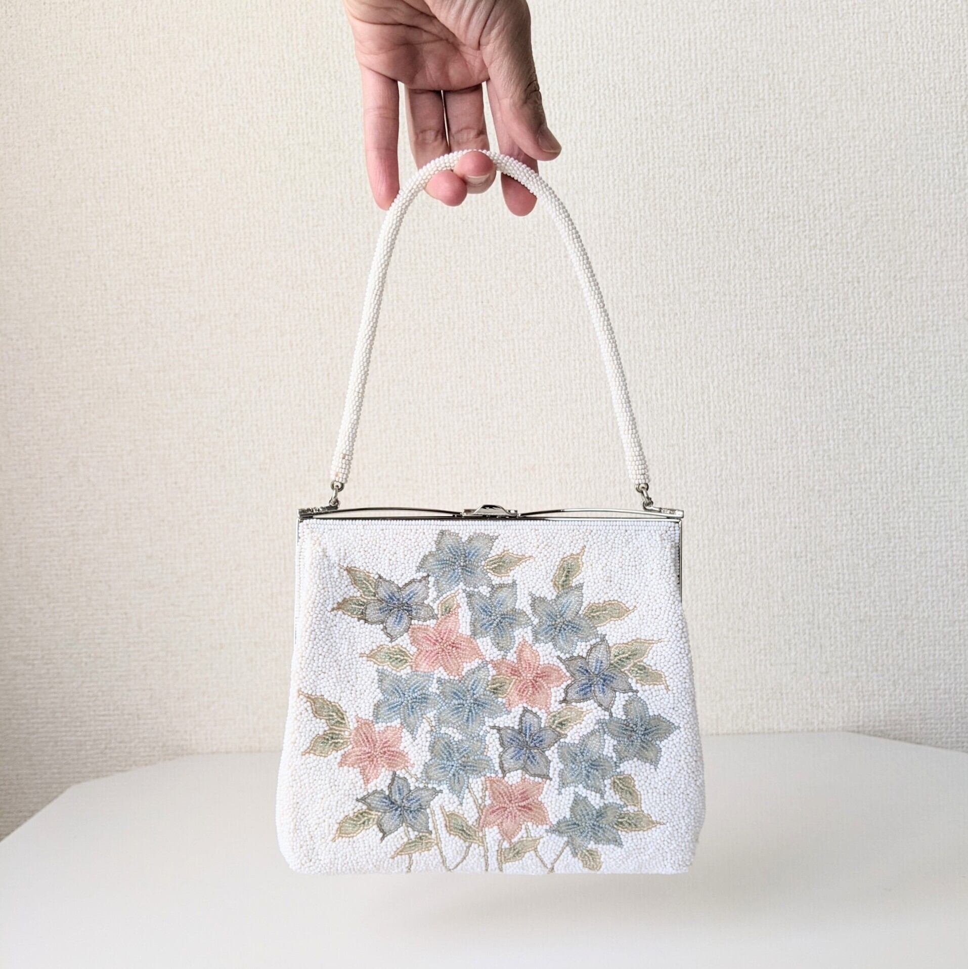 vintage】ビーズ刺繍バッグ Fuji Bag パーティーバッグ 紫陽花 vintage】ビーズ刺繍バッグ Fuji Bag パーティーバッグ 紫陽花