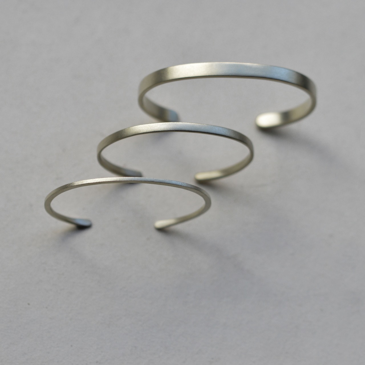 tsukinoiro　1.5mm（K10）　Bangle