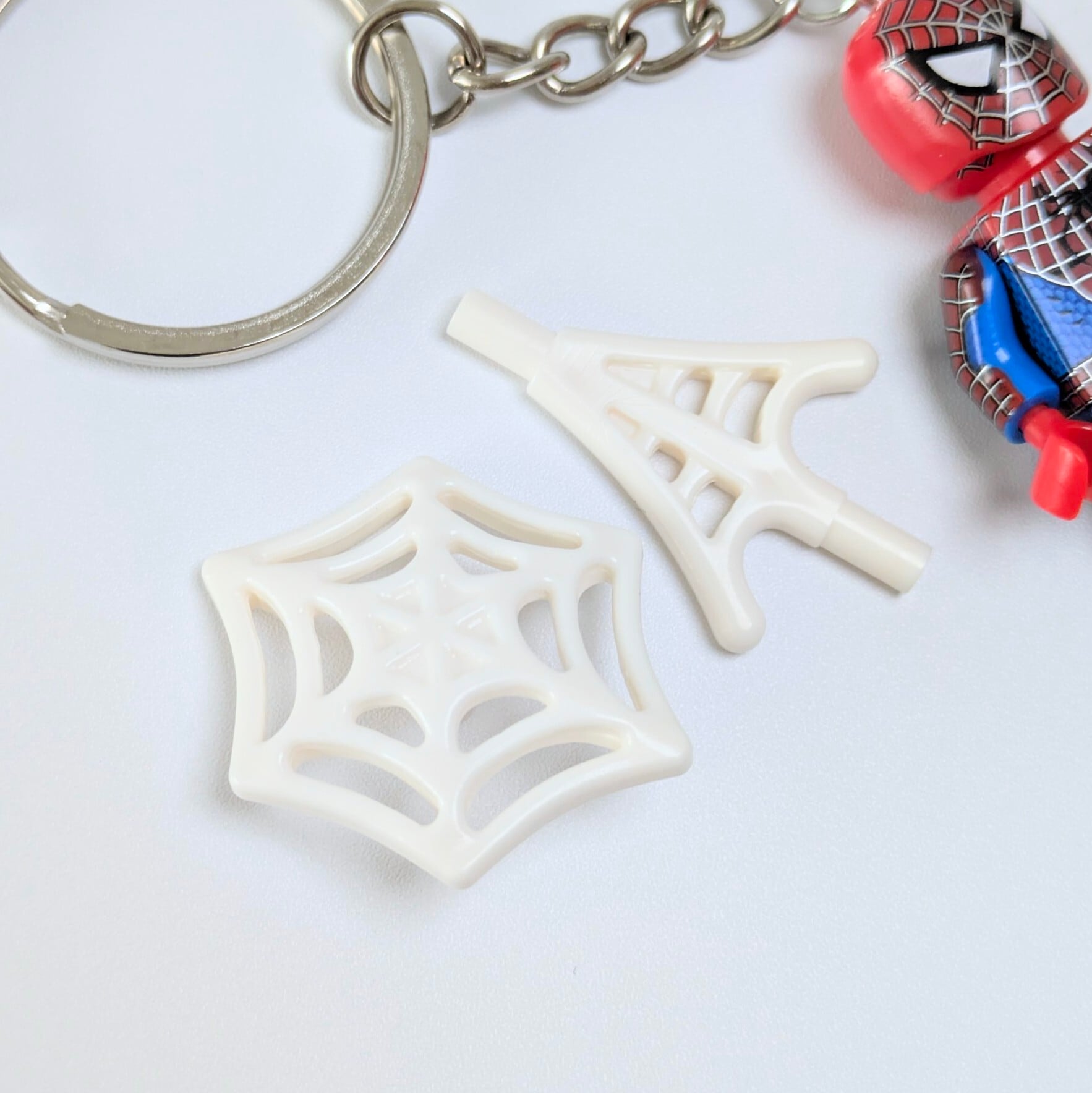 再入荷！☆ブロックフィギュアキーホルダー☆【 Spider-Man