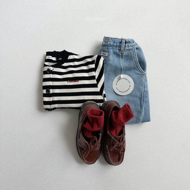 digreen25wn_Tone-Down Black Socks Set