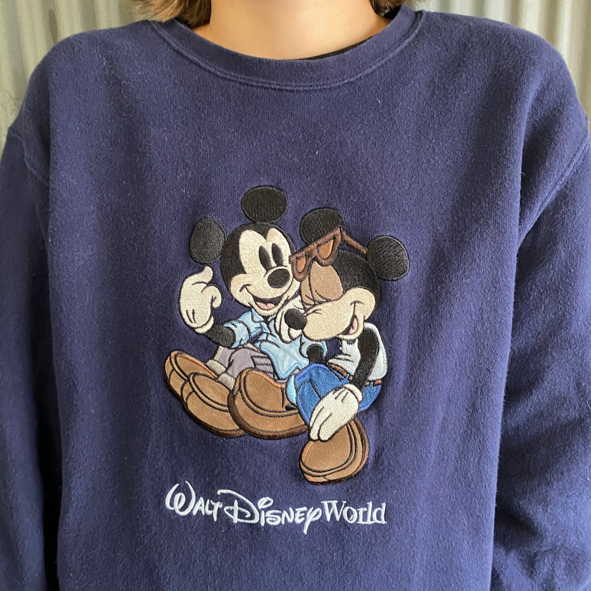 レア USA◯ディズニーミッキー ミニー 刺繍 スウェットトレーナー M