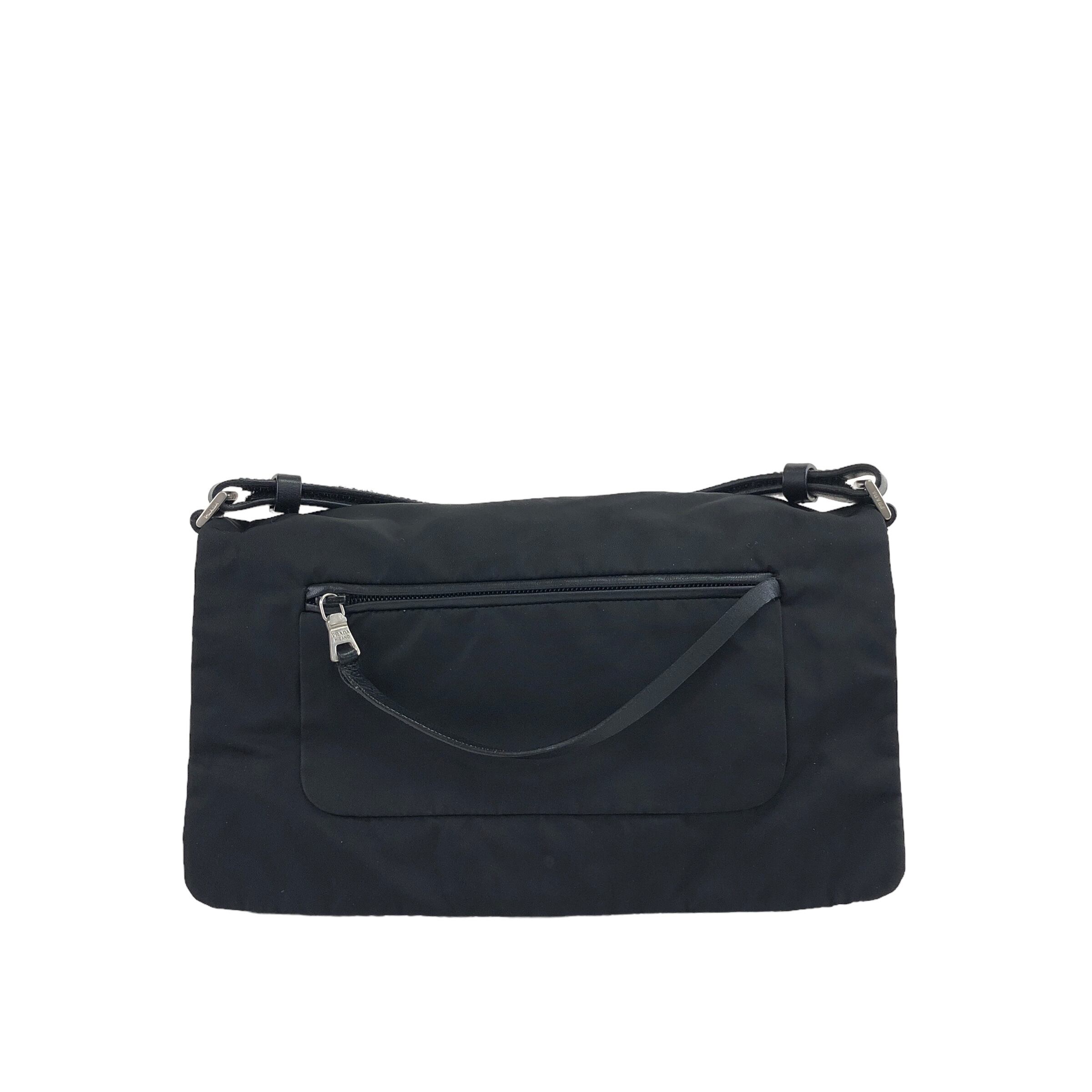 *PRADA*ブラックナイロンショルダーバッグ トライアングルロゴ PRADA プラダ トライアングルロゴ ナイロン ショルダーバッグ