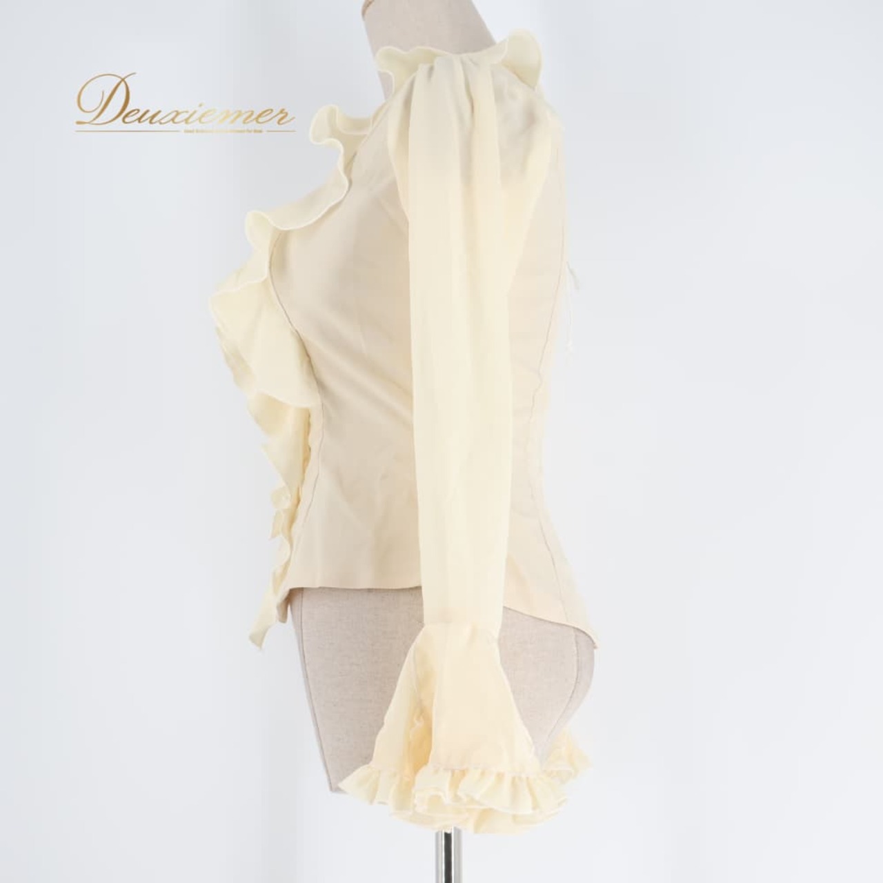 フラメンコ 衣装 HERMOSA IBERIA エルモサ イベリア トップス ブラウス ベージュ系 ホワイト系 クリーム 無地 長袖 フリル レース ダンス パーティ 発表会 明るい レディース ダンス衣装 ステージ衣装 コンサート 舞台衣装 かわいい エレガント