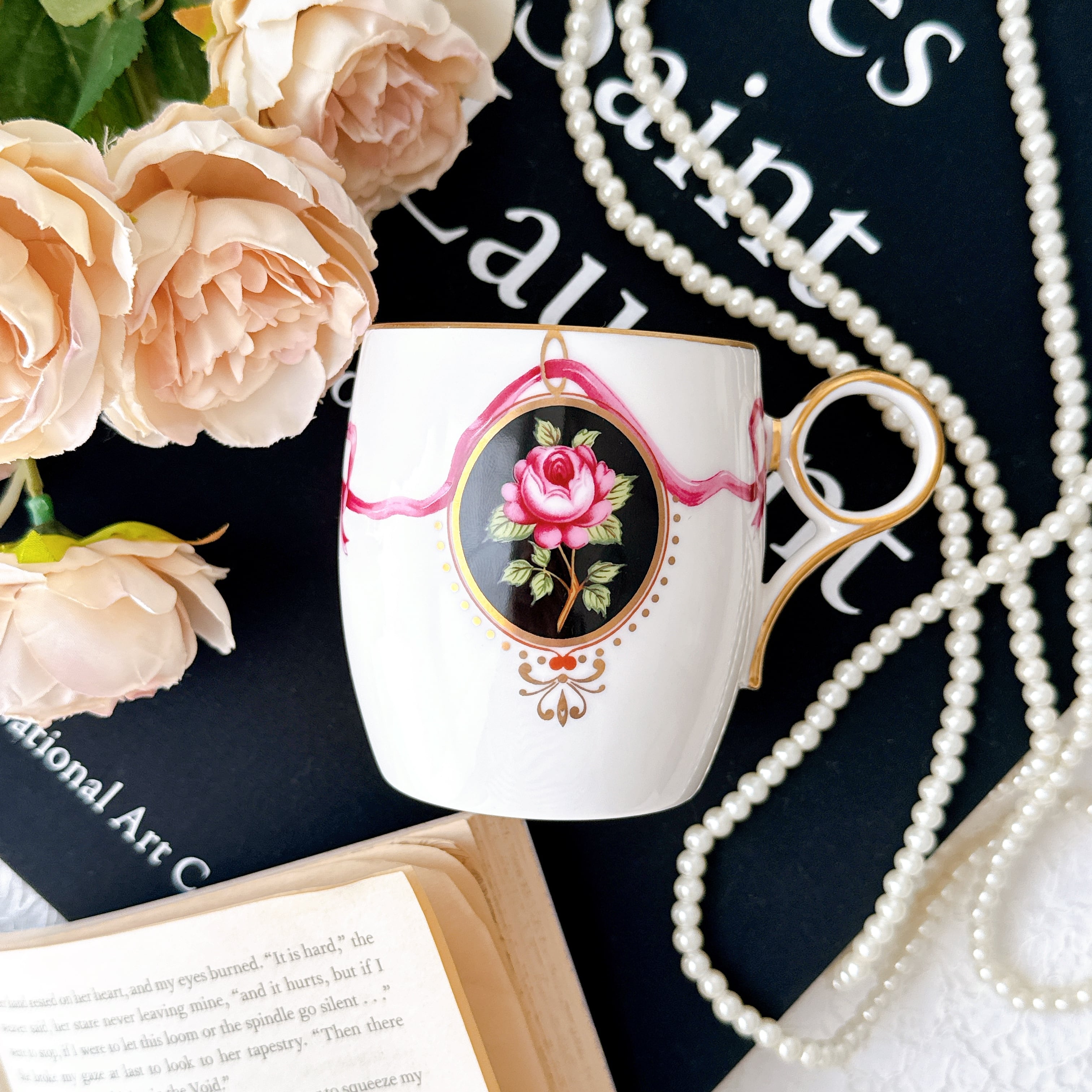 vintage】【England】ROYAL ALBERT Autumn Roses ロイヤルアルバート