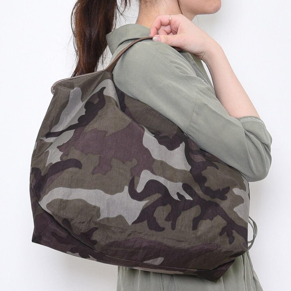 定番人気アイテム☆迷彩柄トートBAG】ポケッタブル迷彩柄トートバッグ