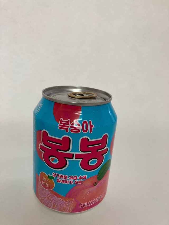 韓国飲み物(ぶどうの実いり)ボンボン1缶