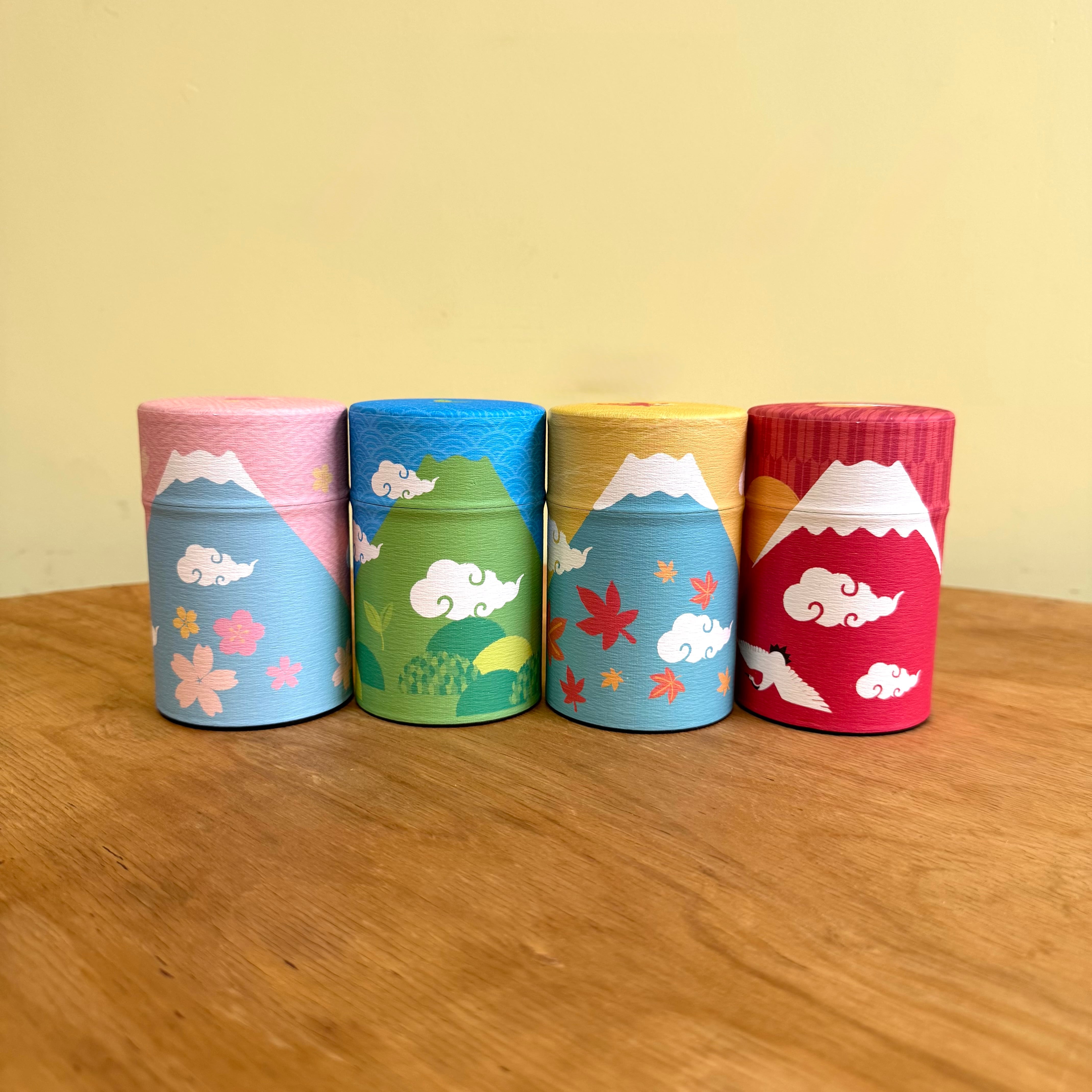 う*年様 144 ご当地うさまる 富士山限定 缶バッジ2個セット)100入大量 富士山缶 | まるいち水野製茶
