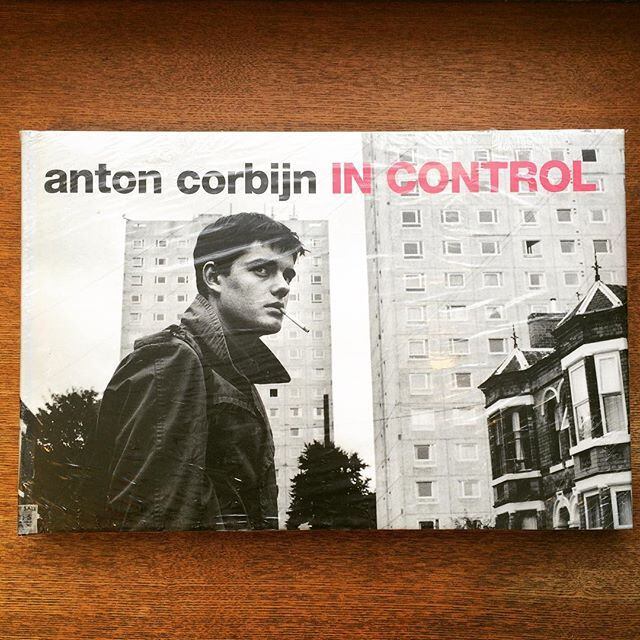 写真集「In Control／Anton Corbijn」 - 画像1