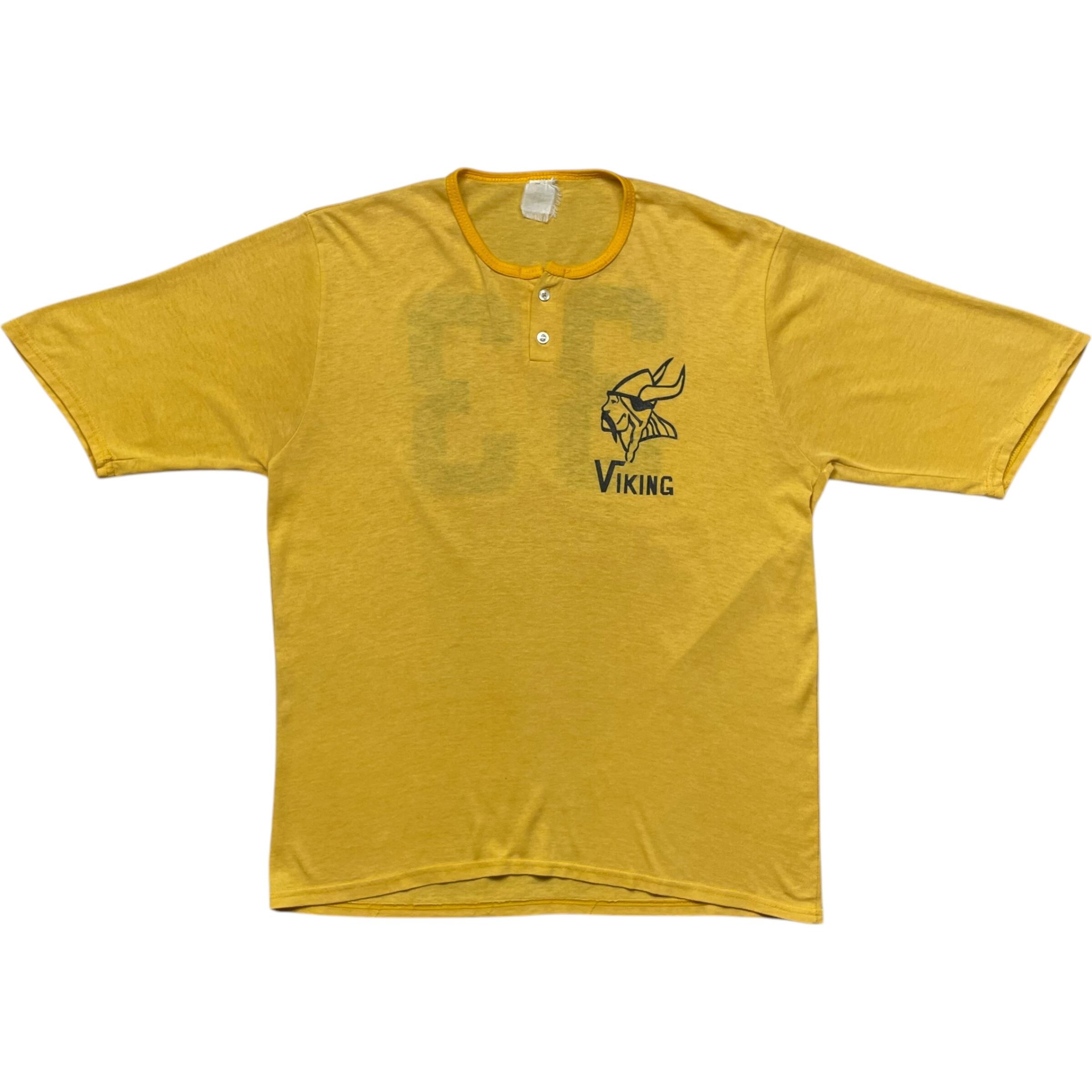 《XL》unknown Tシャツ ハーフボタン 両面プリント ワンポイント 背番号 イエロー no.7234