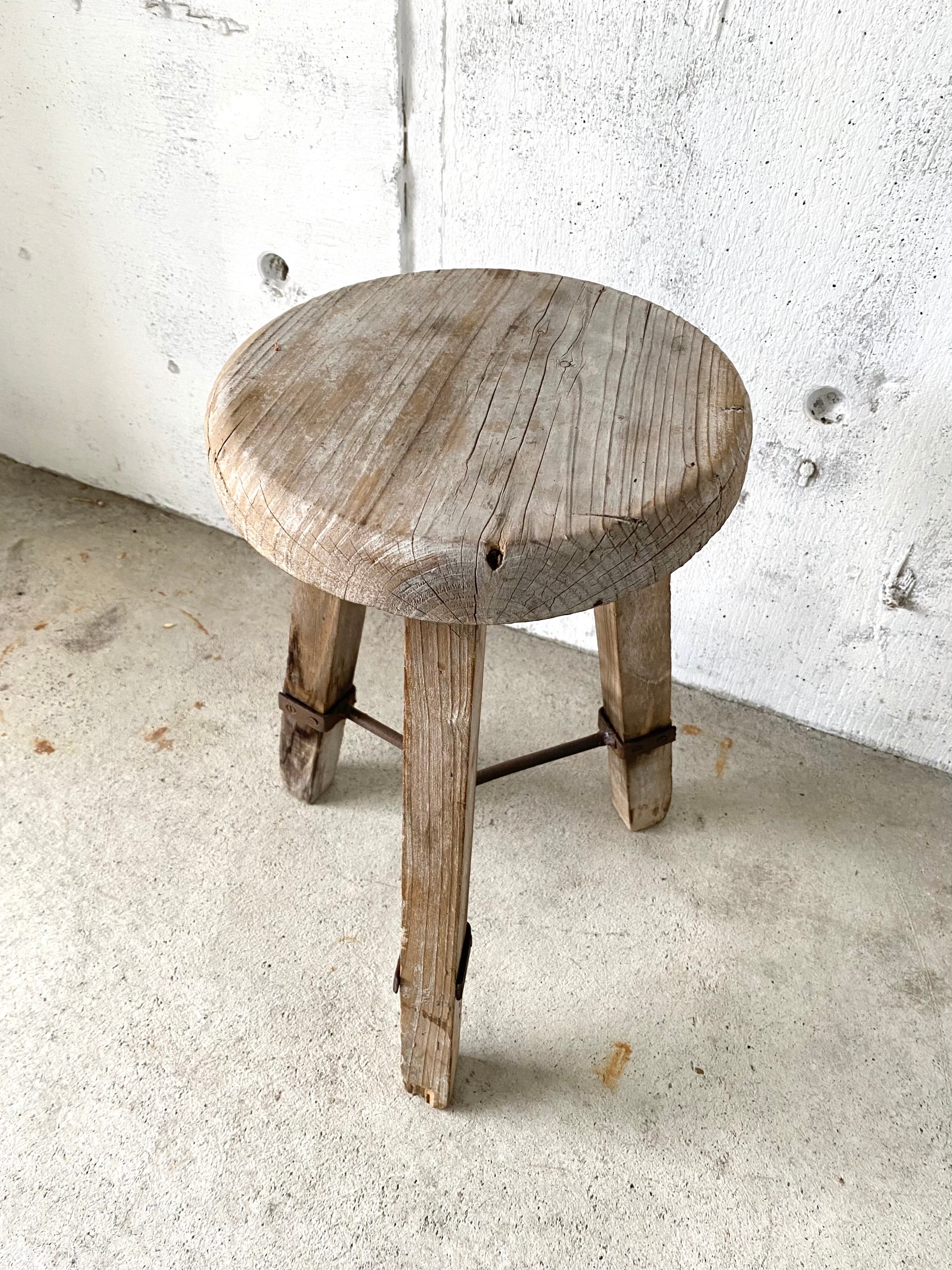 枯木の3脚スツール[古家具] | giraffes craft