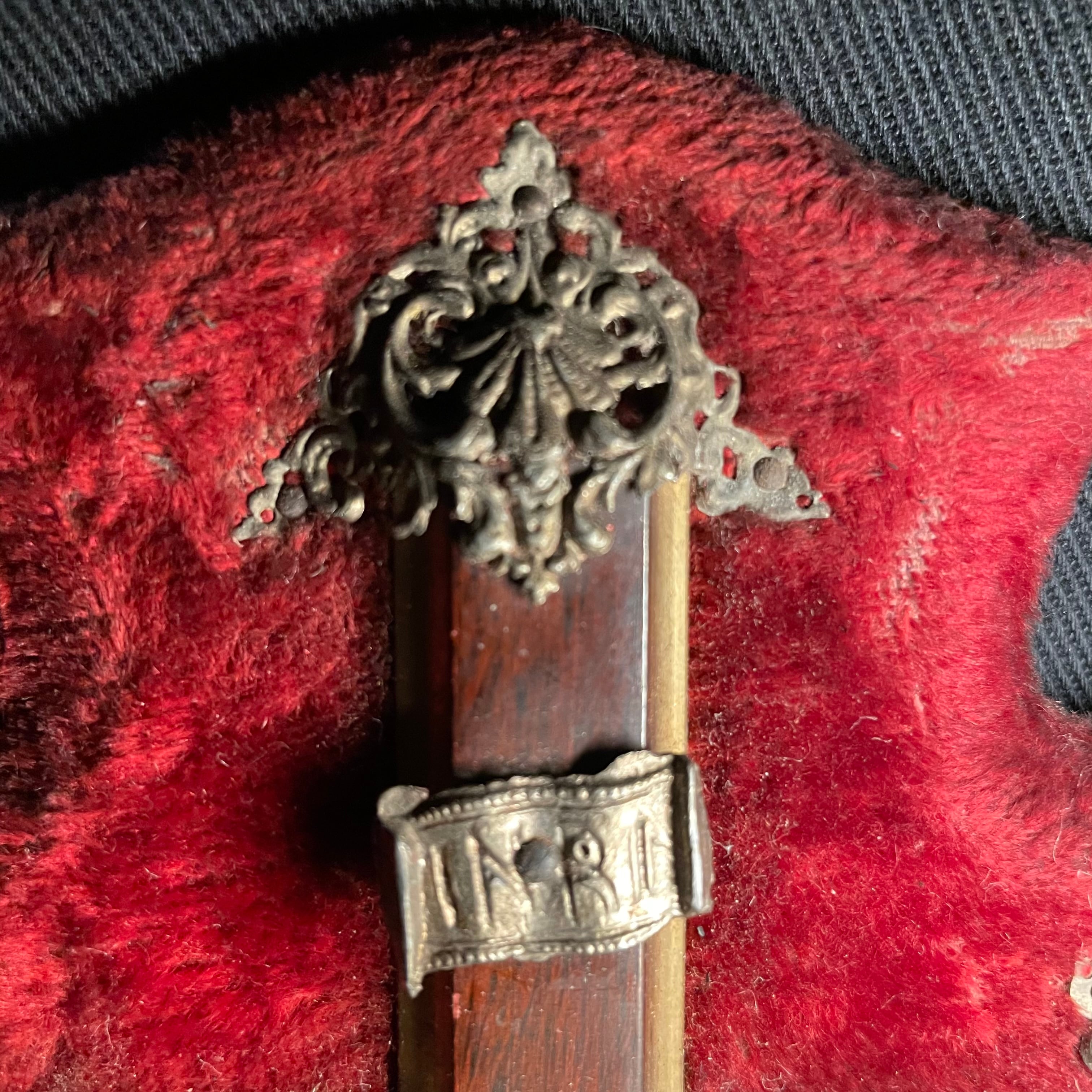 赤い十字架/聖水盤 A | quelque jour（フランスアンティーク