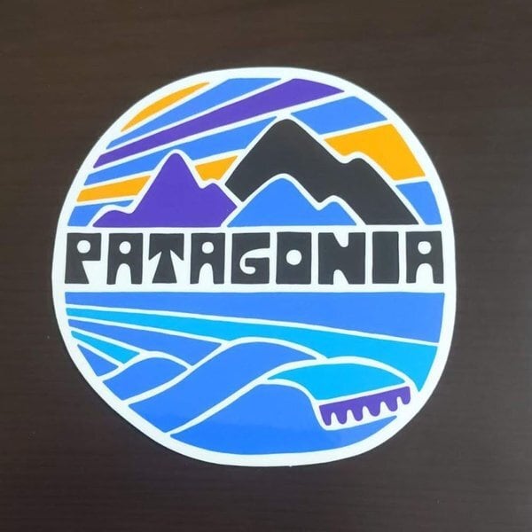 PATAGONIAシール付きごみ箱 カラフルな落書き 【公式通販】