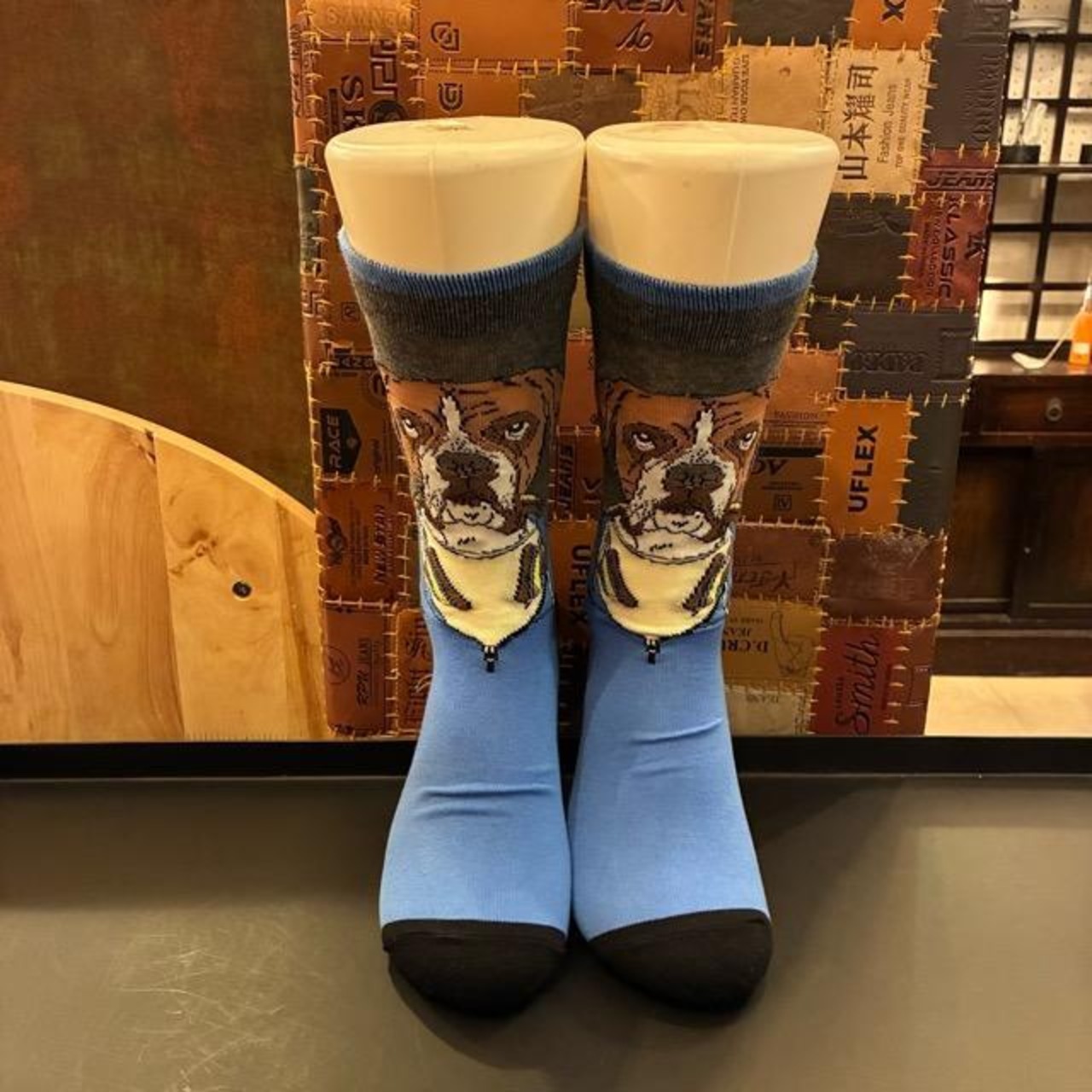 TOPANGA SOCKS Men's Art Socks Music dog Gray