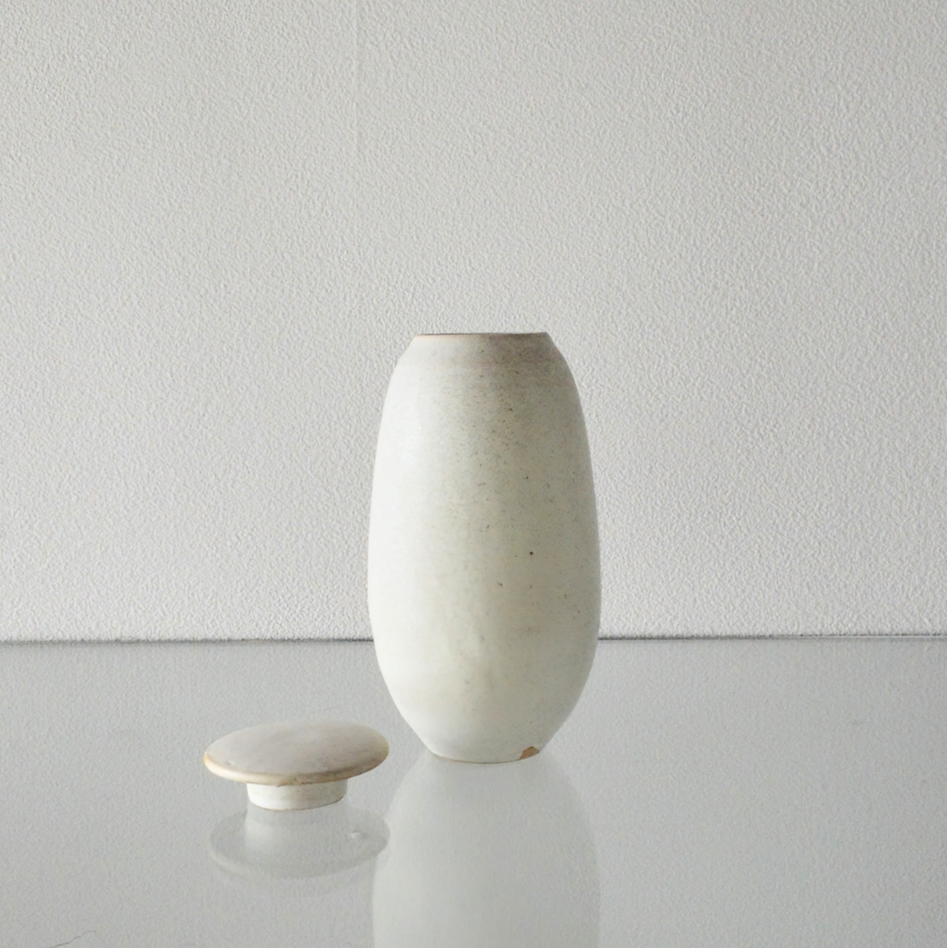 【LIMITED】小野俊 / フタモノ花器(手なり)白 S