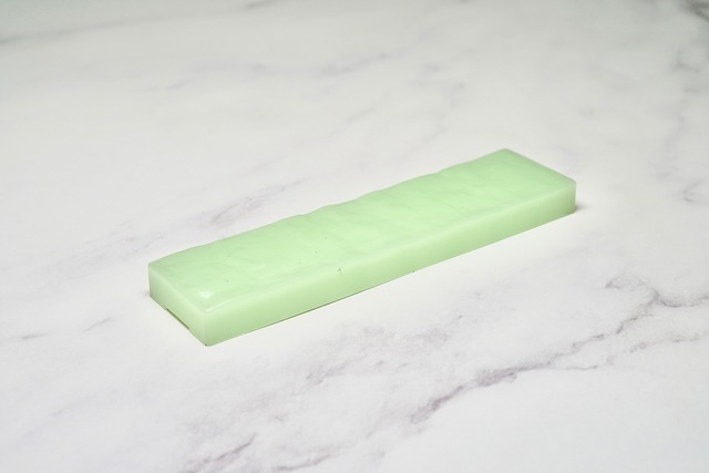 ムーン（蓄光）タイル ブロックL　0.3㎡＜120個＞