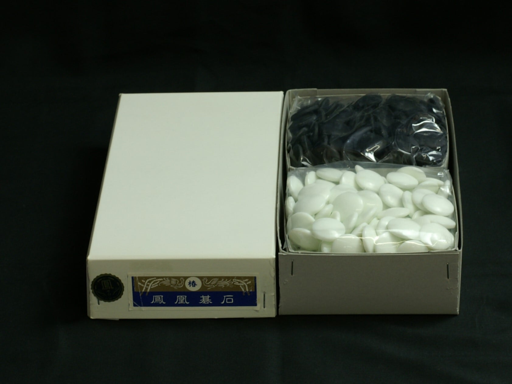 碁石 ガラス製 ( 鳳凰碁石 椿 ) 6ミリ GSG-5 | 永野碁盤店