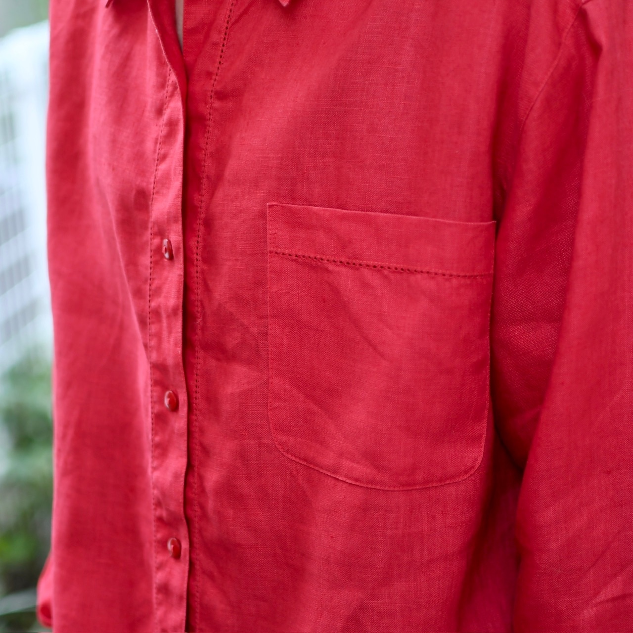 hole design linen shirt red