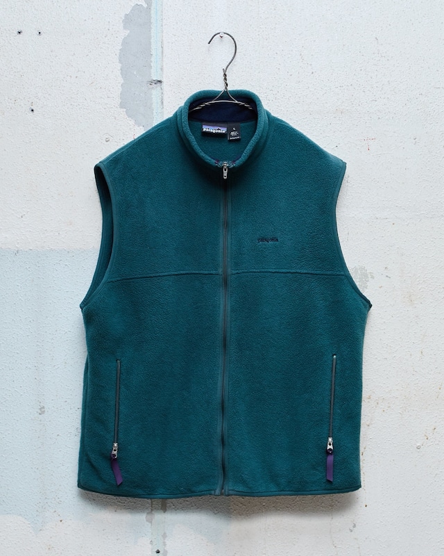“Patagonia” synchilla vest / SIZE : XL / Made In USA / GREEN