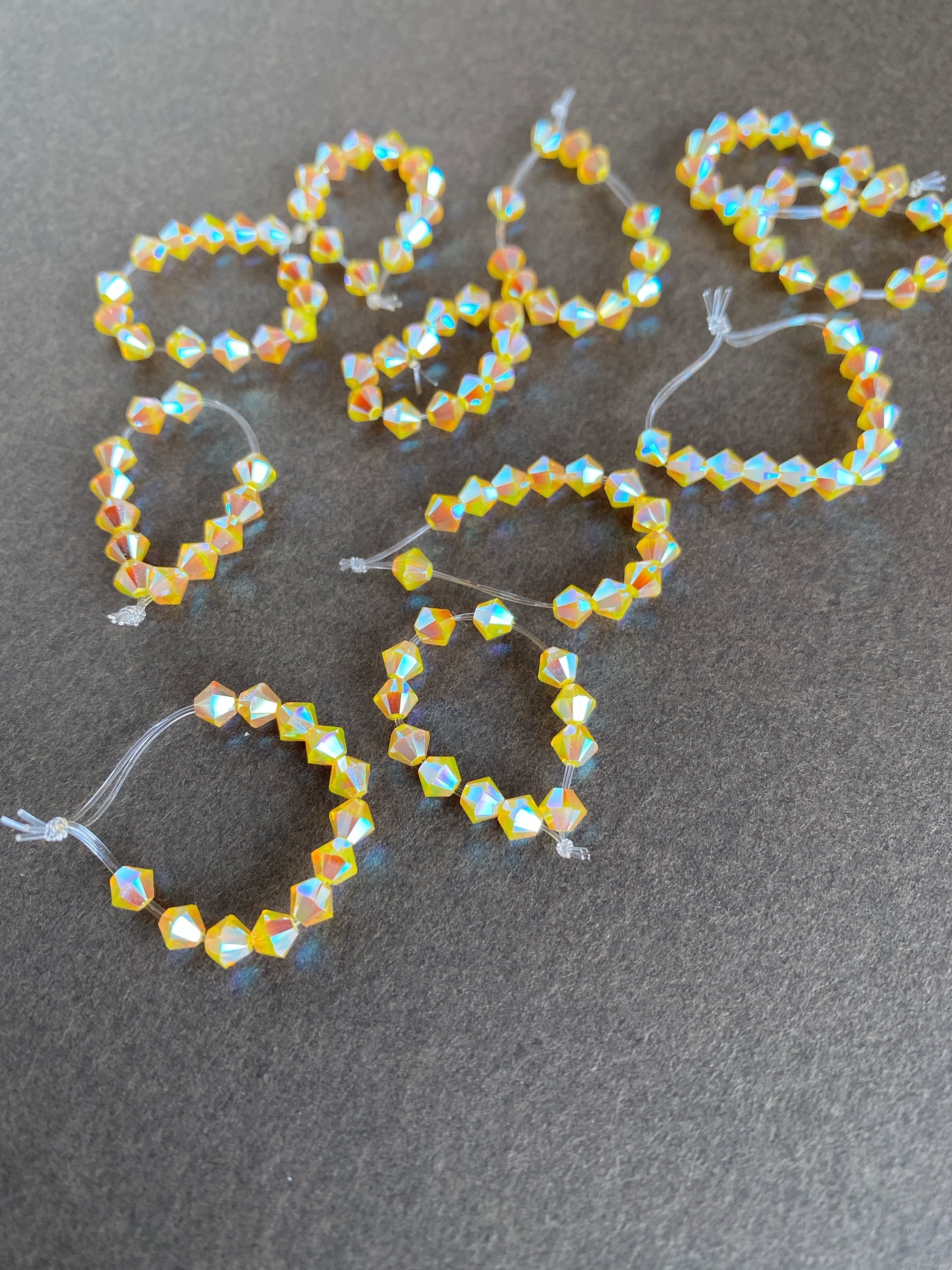 たてがみ用キラキラゴム スワロフスキー カラーオーダーできます。