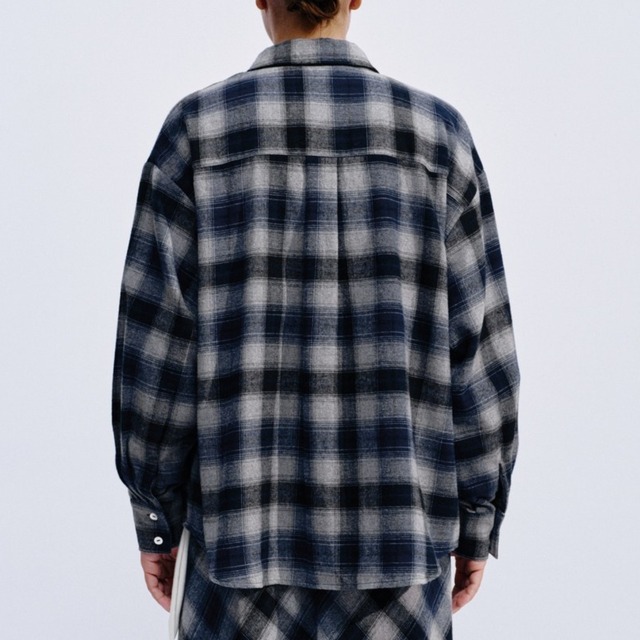 Loose fit check pattern shirt A00036