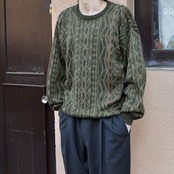 design acryl knit khaki