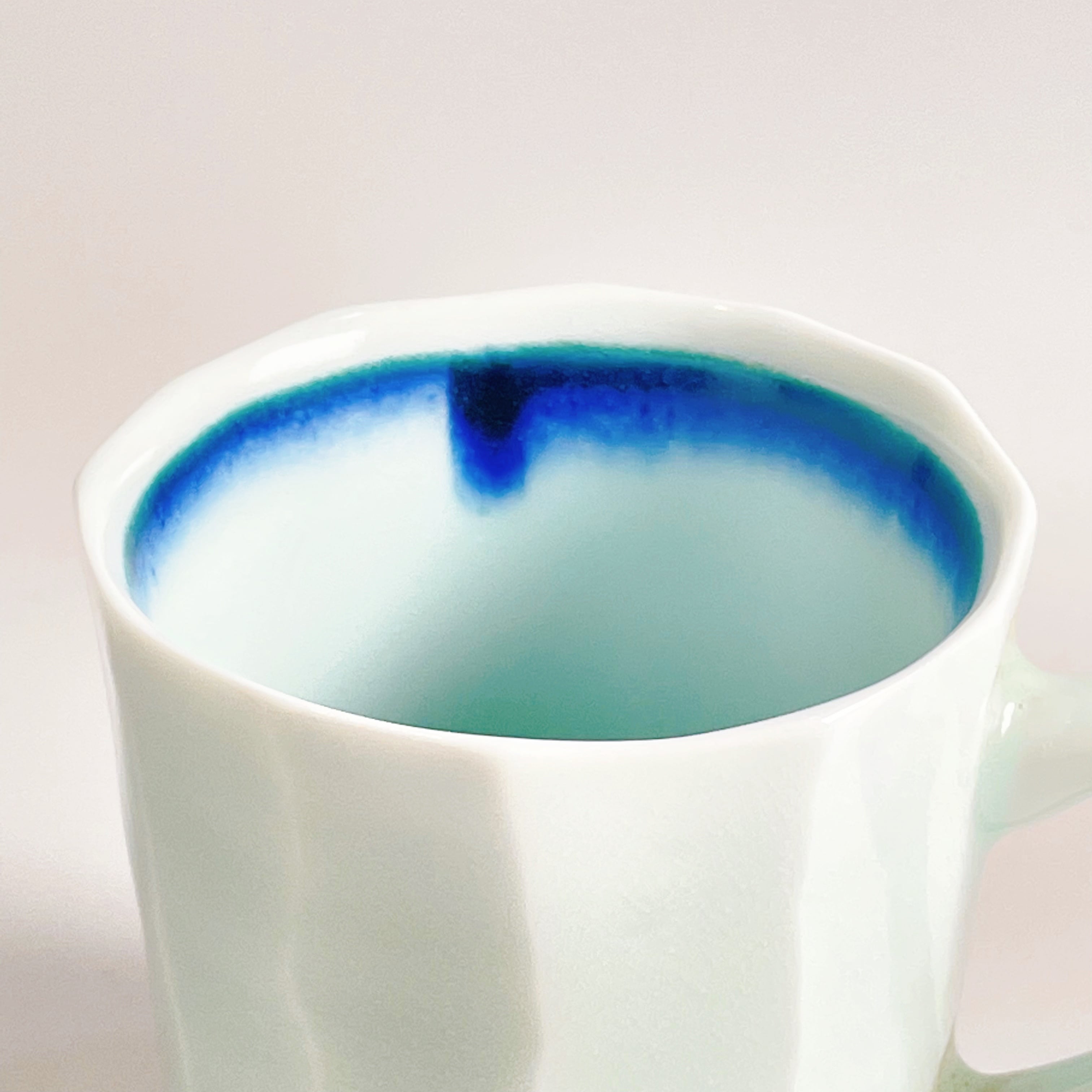 波佐見焼：青白磁 面取青線コーヒーカップ | 波佐見焼 福春online