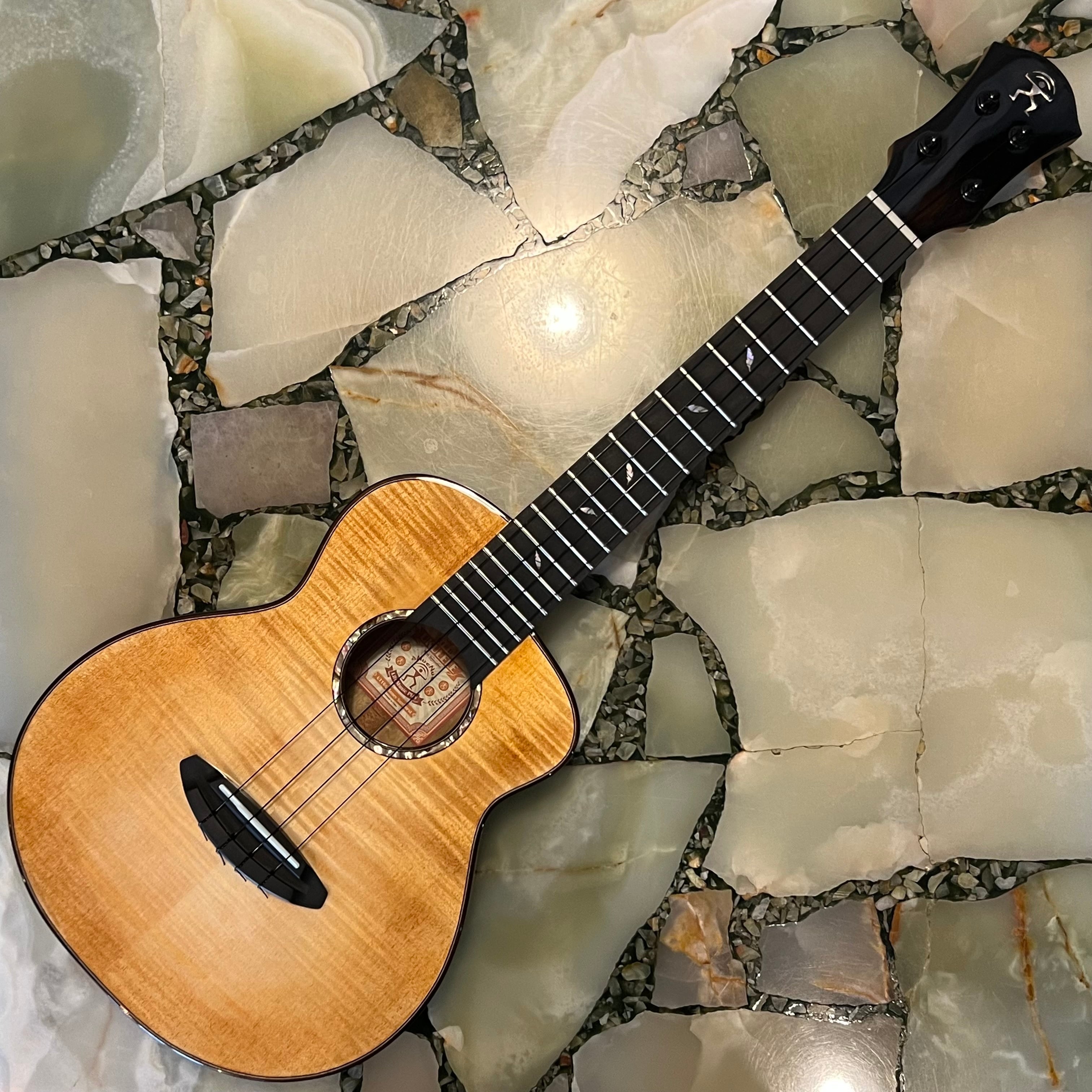 Anuenue様 New Comers !!】 aNueNue – Acoustic Guitar 《Red Guitars Recommend