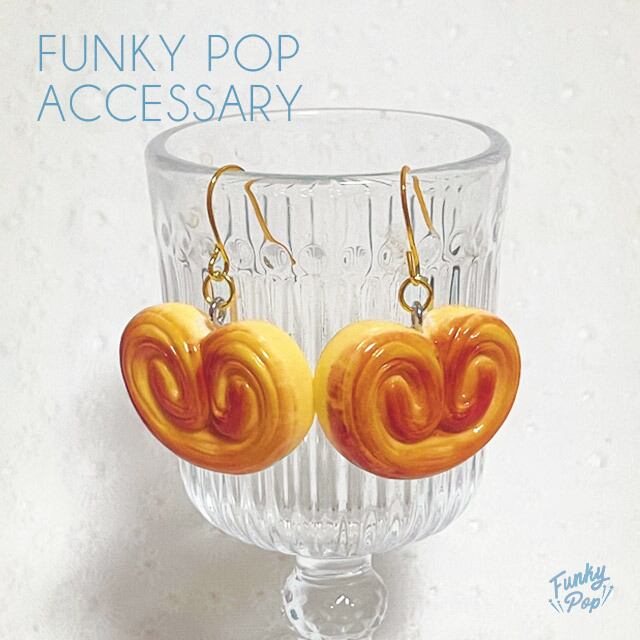 ❁送料無料❁fac0093❁(箱入り)ミニチュア ハートパイクッキー ピアス