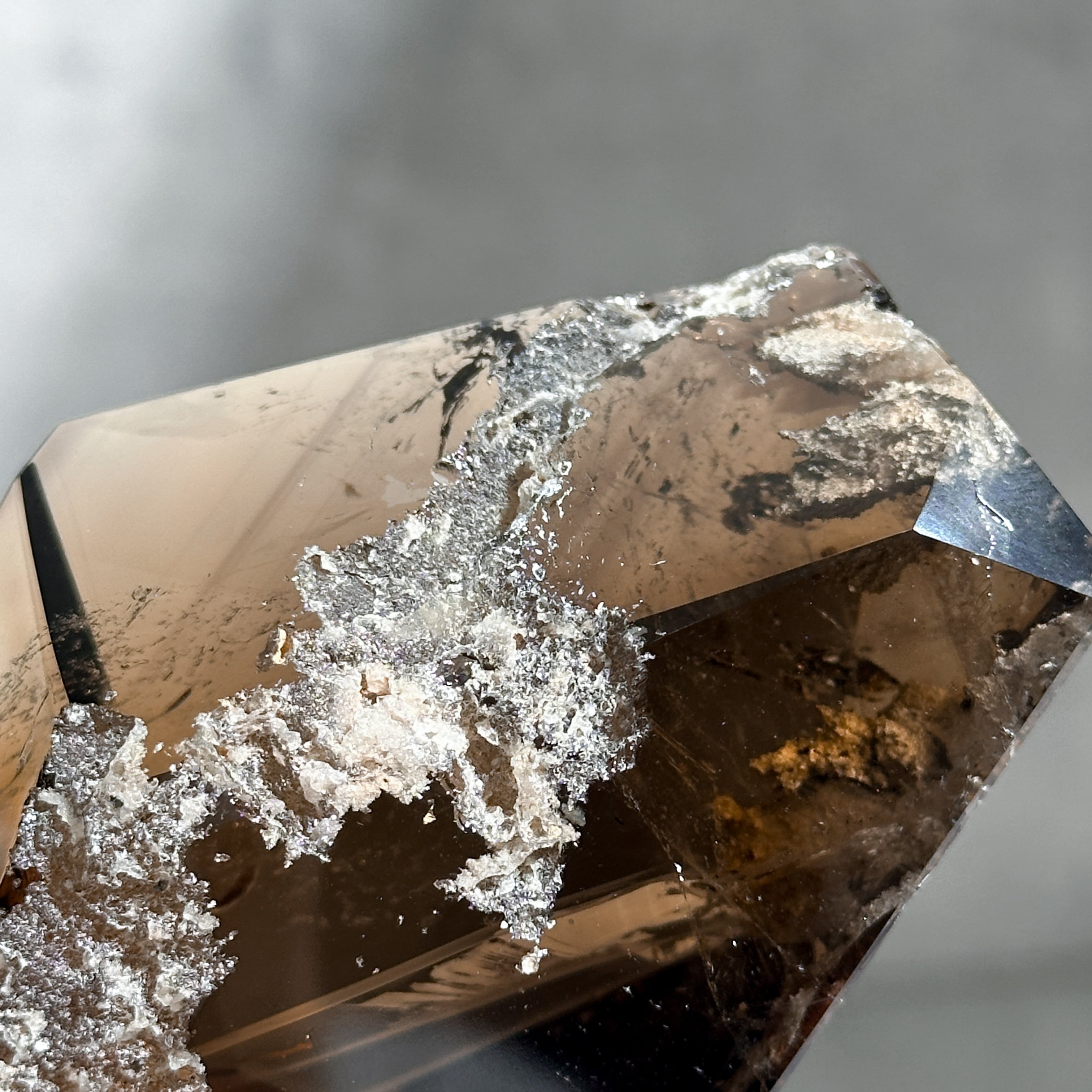 ファントム◎ミナスジェライス産 スモーキーガーデンクォーツ フリー