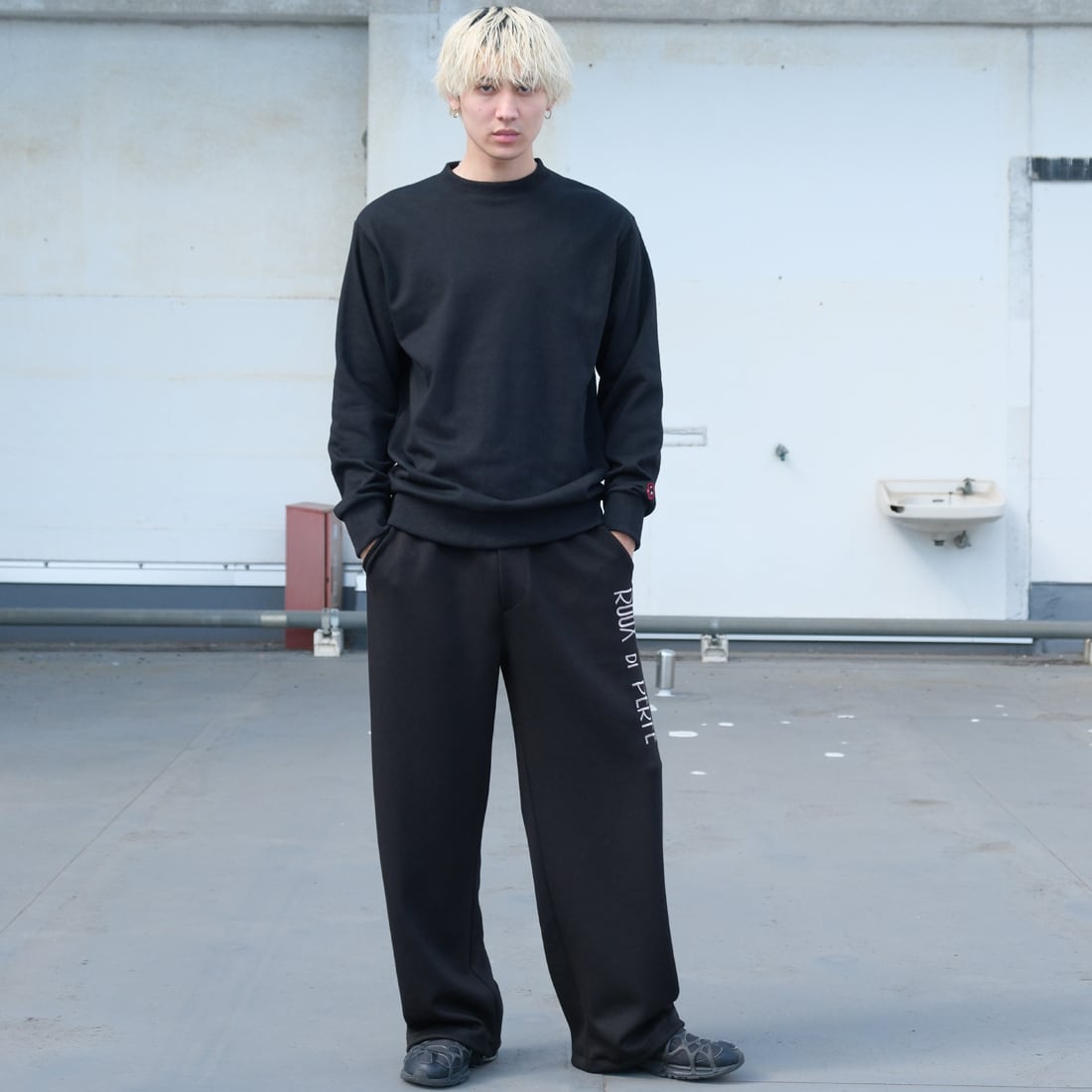 バックロゴ刺繍トレーナー | ROUX DI PERFE INTERNAZIONALE ルゥ・ディ