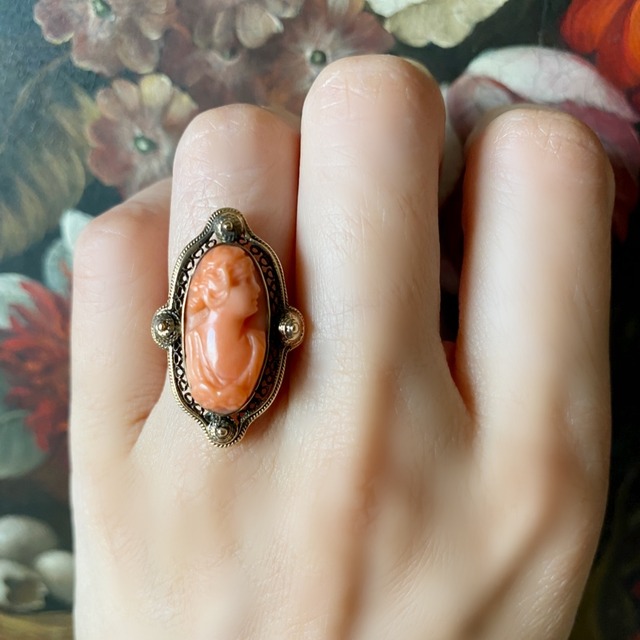 地中海珊瑚カメオリング | Maria Alonso Antiques
