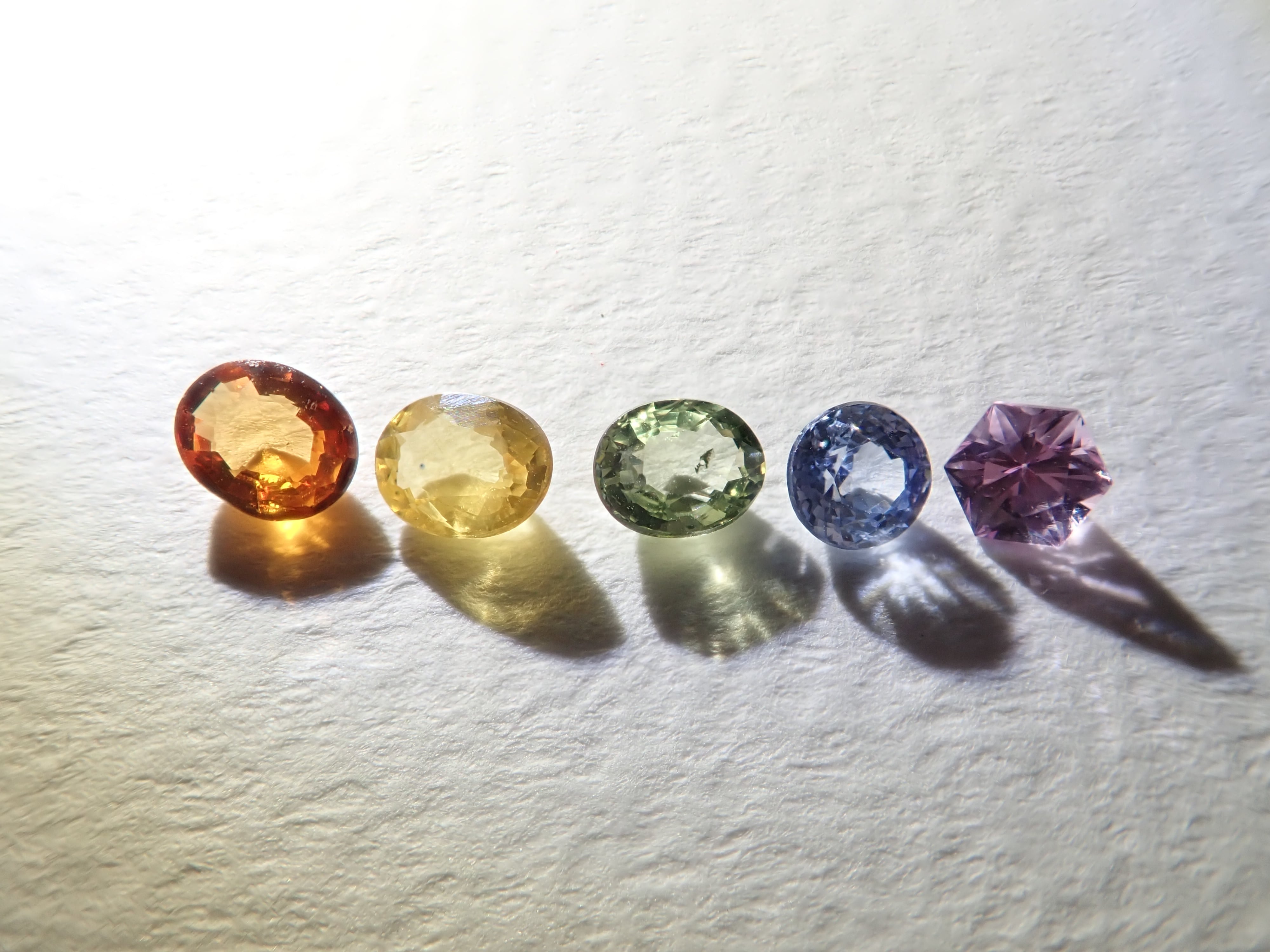 【新商品】マダガスカル産サファイア(5石セット) 1.133ct