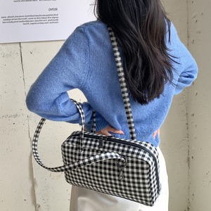 square shoulder handbag　J00192
