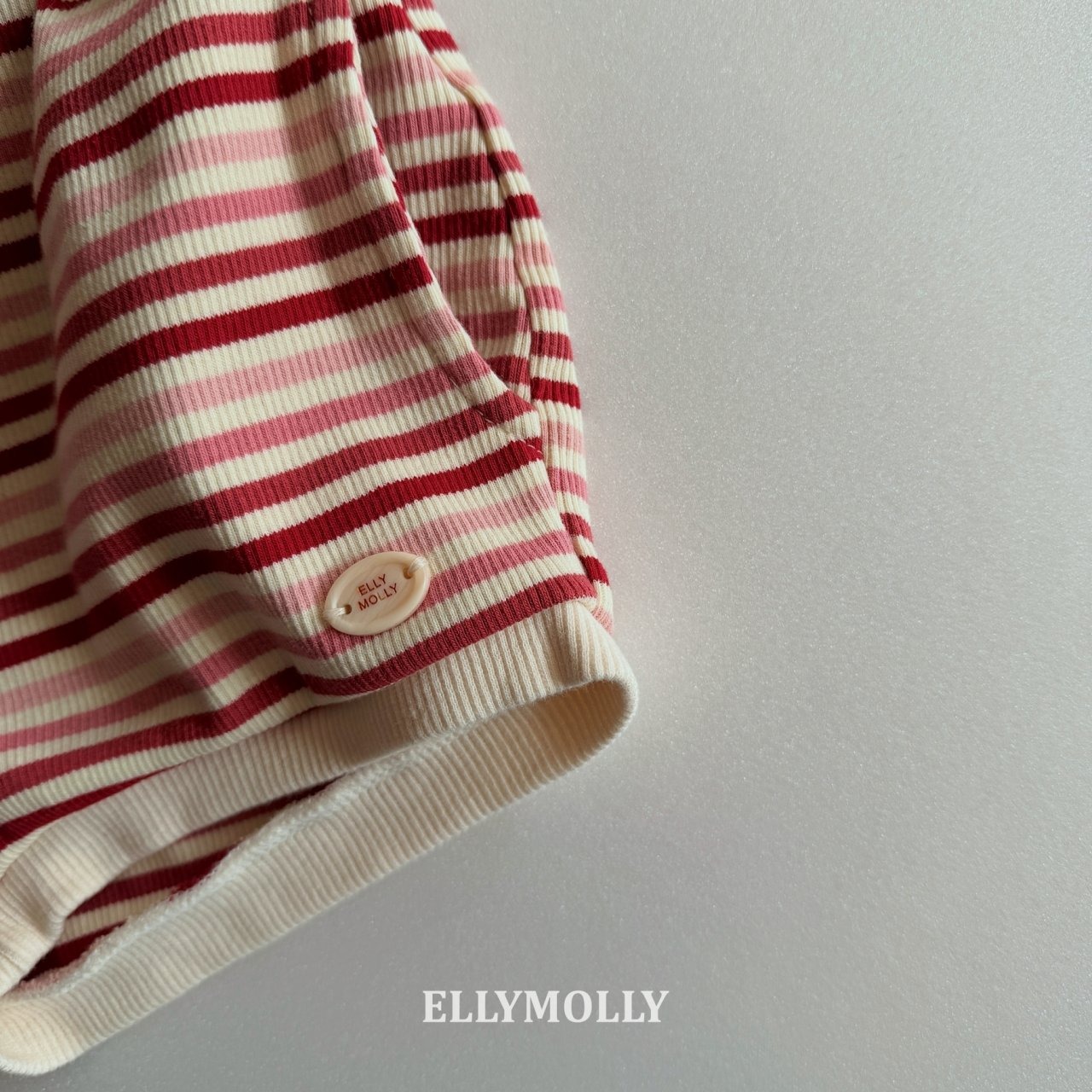 [ELLYMOLLY] Switch Shorts Pants / [엘리몰리] 스위치숏팬츠