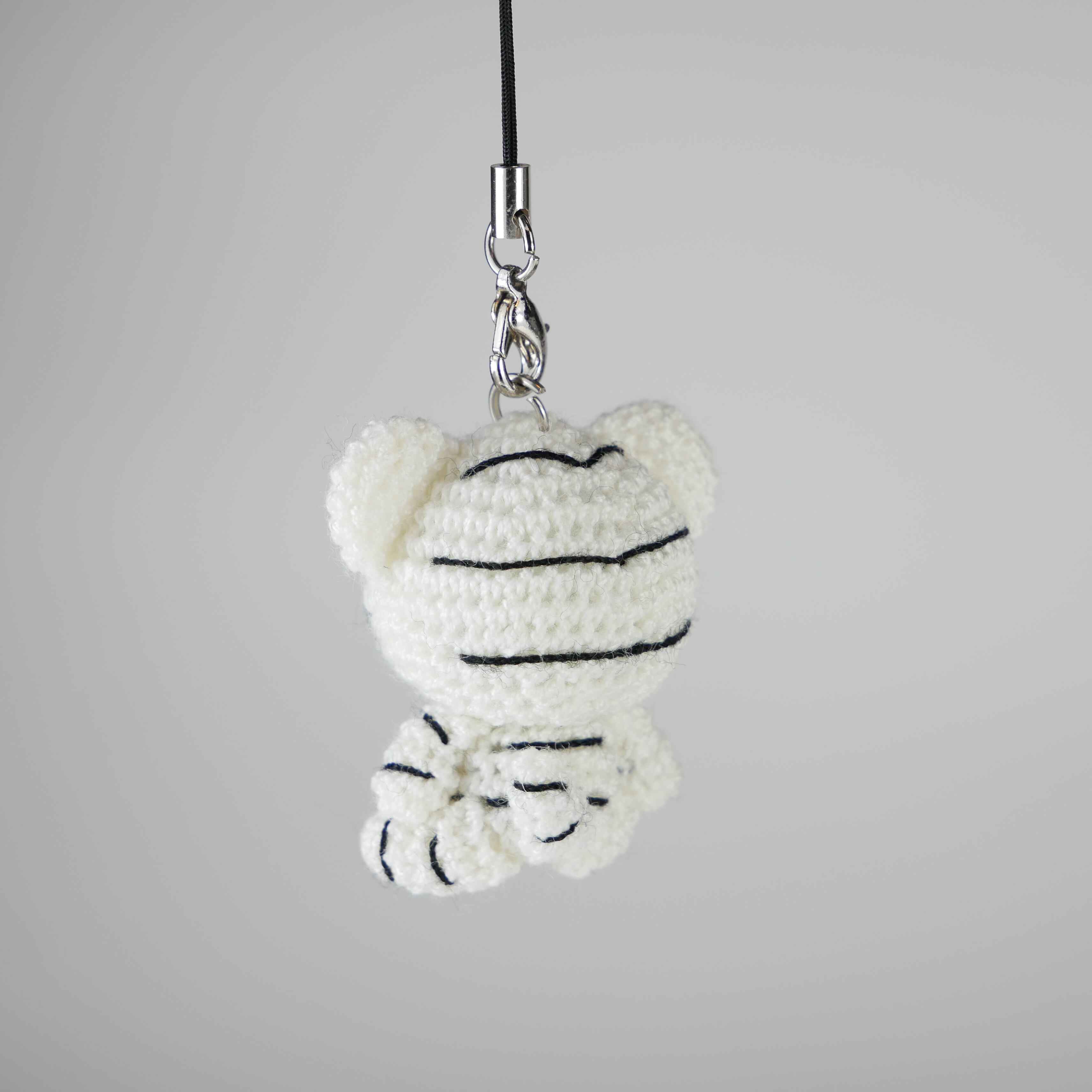 ホワイトタイガー 編みぐるみストラップ | サファリマーケット