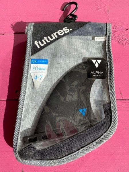 Futuers. ALPHA QUAD REAR 400 QD2（フューチャーフィン サーフィン