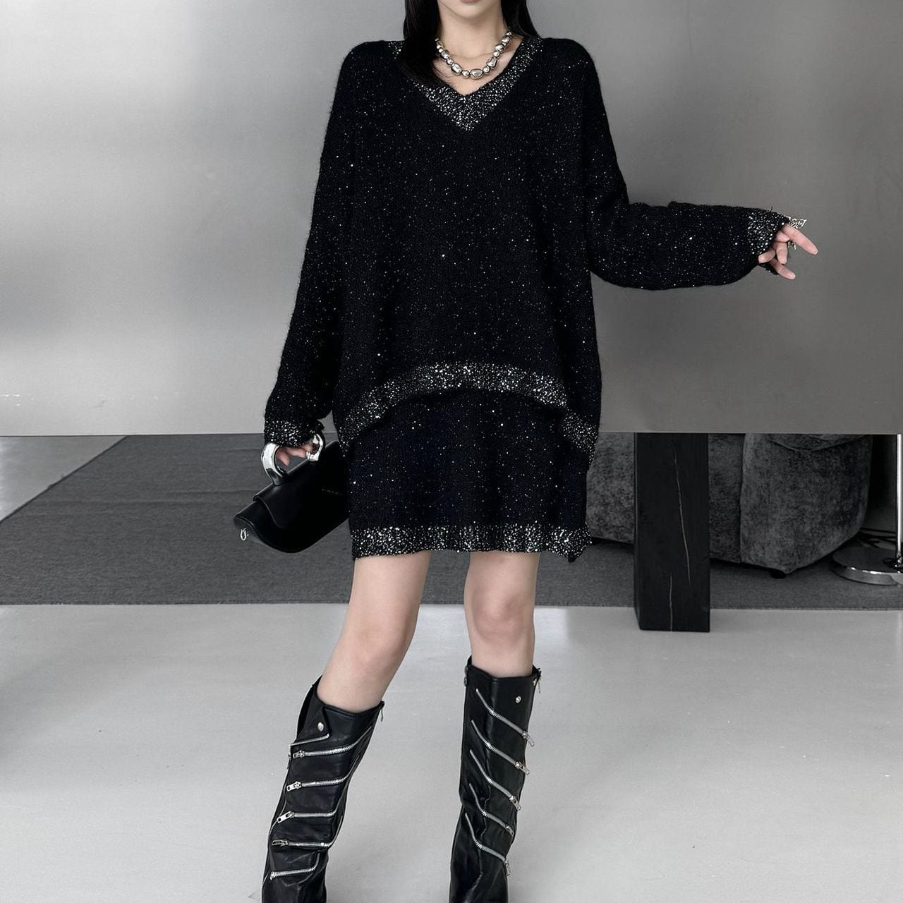 SPARKLING V-NECK PULLOVER KNIT & MINI SKIRT SET 2pieces 2colors M-16068